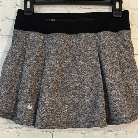 Lululemon Athletica Gray and black Women's Skort - Picture 4 of 8
